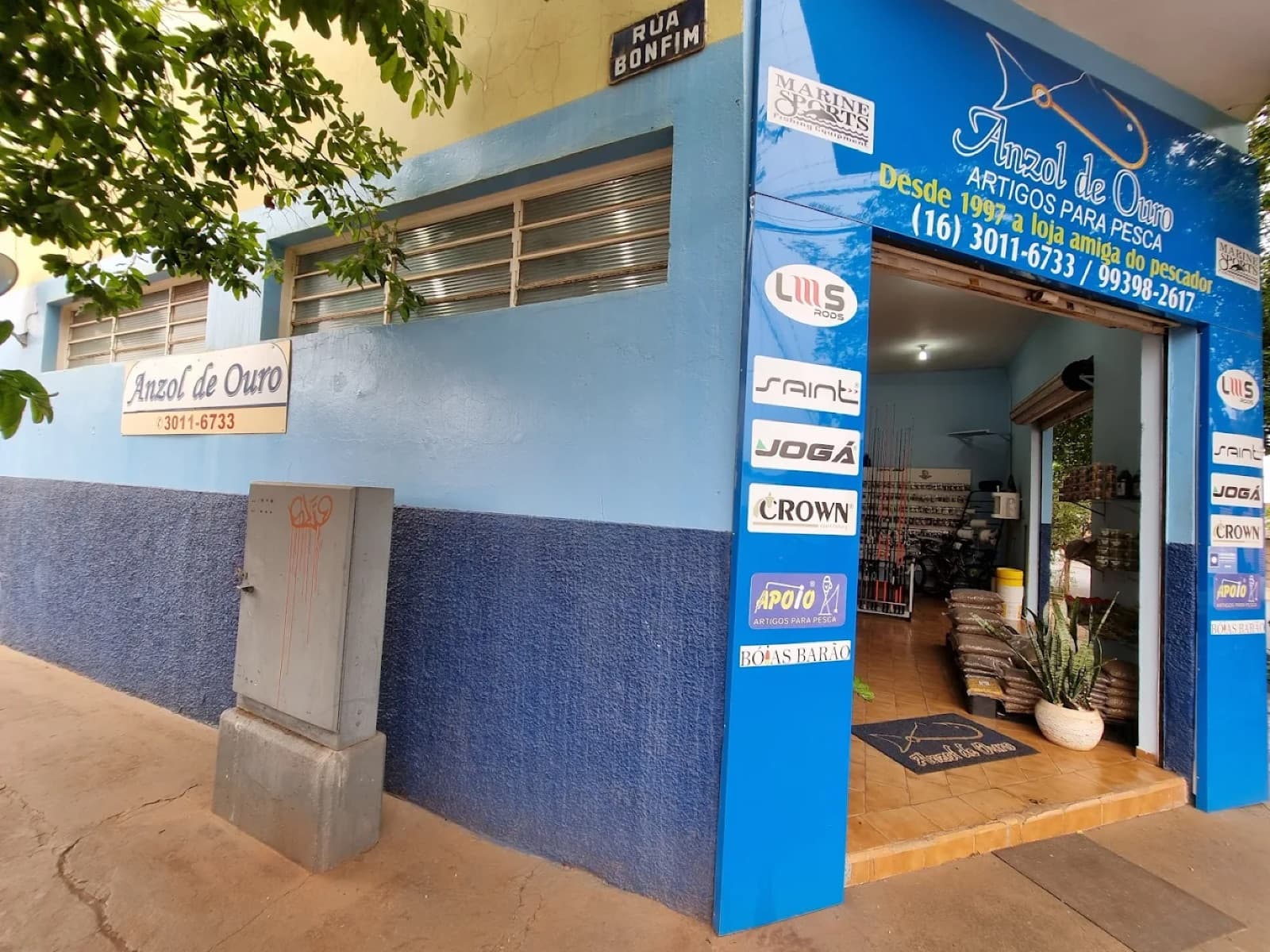 Fachada da Anzol de Ouro em Ribeirão Preto